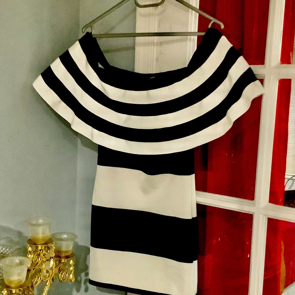Women dress